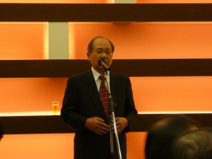 大阪中華總會會長洪勝信