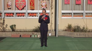 沈斯淳代表致詞表示感謝東京中華學校孕育出傑出的僑界人士