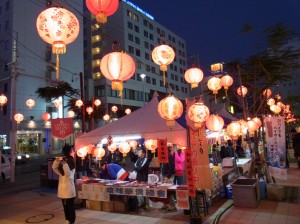 燈籠祭活動吸引許多僑民與沖繩民眾參加