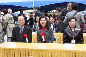 沈斯淳代表夫妻、邱美艶委員長
