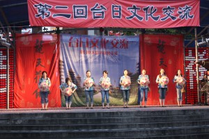 民族歌謡(席茹)