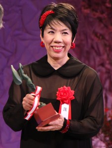 謝珠榮以「客家」ㄧ劇獲頒松尾藝能賞的優秀賞