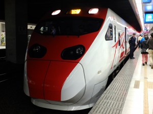 台湾鉄路の最新車両TEMU2000型