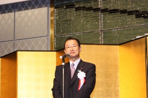 自民党選挙対策委員長河村健夫氏