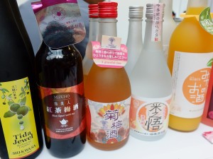 台湾で製造された泡盛と梅酒