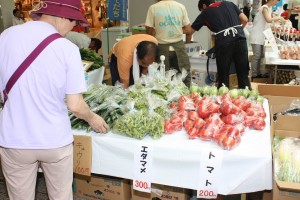 かわさき育ち野菜売り場ブース