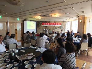 與會者專新聆聽總幹事黃國光報告核四調查報告