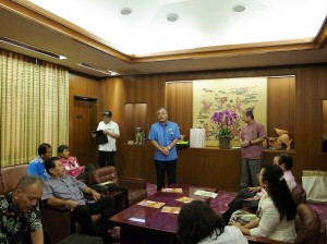 「宜野灣市議會台灣友好議員連盟」會長吳屋勉致詞