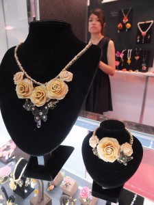 特別為日本市場設計的婚禮珠寶，吸引買家注意／enjewel