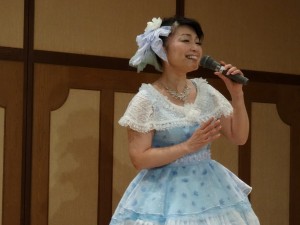 日本歌手 青木美香子