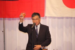 乾杯の発声は、前名古屋市会議員の桜井治幸氏が行った