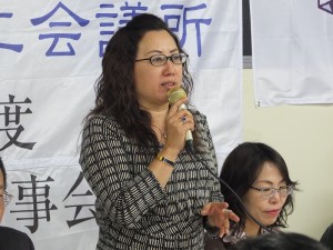 東京台灣商會會長錢妙玲對於會中可以通過新修改章程,感到相當高興