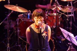 ボーカルの台湾人女性amanda