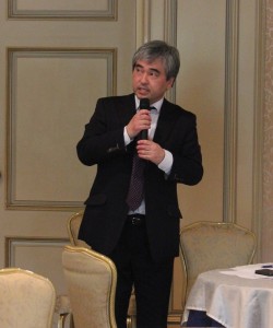 税理士の大塚俊仁氏による法人化についての説明