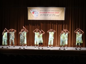 演唱日本童謠『故鄉』