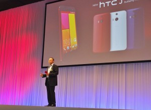 HTC執行長周永明出席在東京舉辦的新機種發表會