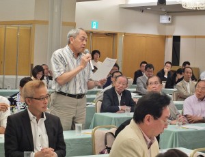 東京中華學校校長劉劍城,特別回應會中針對僑教議題的討論