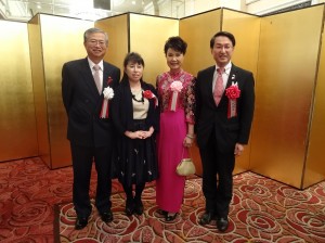 蔡處長伉儷與鳥取縣知事平井伸治伉儷合影