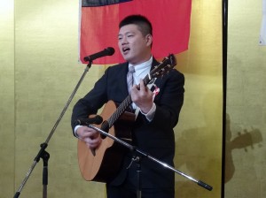 留學生帶來精彩表演