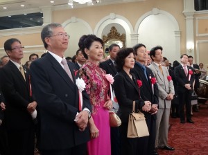 蔡處長伉儷聆聽來賓致詞