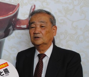 三輪嘉六館長