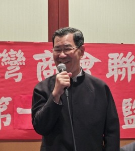 前副總統蕭萬長在私人訪日行程中,抽空和日本台商交流,再現「微笑老蕭」的招牌笑容
