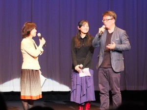 楊力州監督(右)は上演後、撮影裏話などを披露
