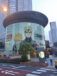 六本木Hills刊登大型廣告,宣傳火影忍者展(©KS/S)