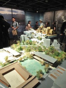 第一個領悟「和時間做朋友」展出5組出期作品模型串連