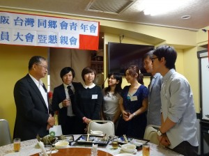蔡處長與青年會成員交換意見