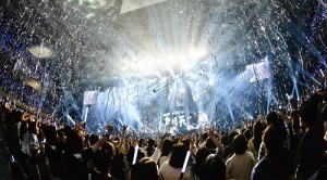 五月天連續兩天登上武道館演出,有來自日本、台灣和中國等地的歌迷朝聖,見證夢想實現(©橋本塁(SOUND SHOOTER))