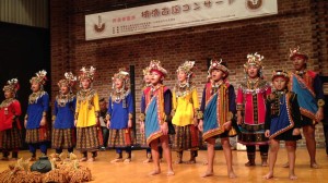 台湾原住民 排湾(パイワン)族「泰武古謡伝唱隊」の子供たち