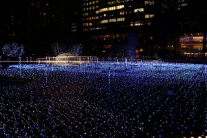 腹地約2000平方公尺的星光花園,點亮超過18萬個LED燈