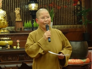 妙崇法師歡迎大家