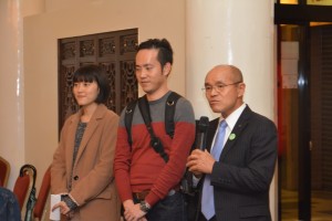 初訪台した福島県南相馬市の桜井勝延市長(右)