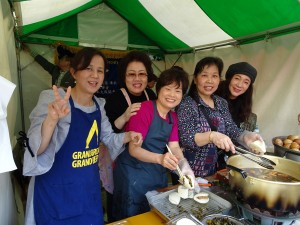 欣華會熱賣茶葉蛋、割包