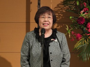 台湾南部地震の被災者に追悼の意を述べた上村直子会長
