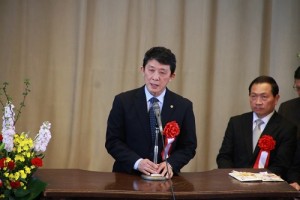 橫濱華僑總會會長羅鴻健希望僑校學生能以自己的母校為榮