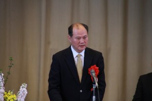 駐橫濱辦事處處長粘信士勉勵學子勇於挑戰全球化的浪潮