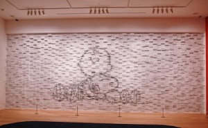 利用超過4千張漫畫打造成具有3D效果的漫畫牆(©Peanuts)