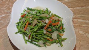 百合蘆筍鮮綠蔬