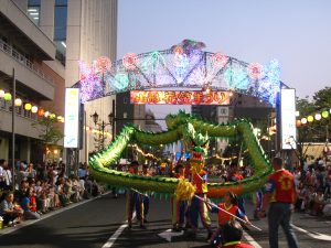 山形花笠まつりのパレードにて