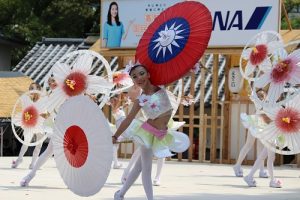 新竹縣光明國小舞蹈社在高知夜來祭上舞出客家精神