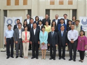 立院訪團返台前特地至東京都廳拜會新科知事小池百合子