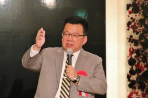 立委李俊俋表示正名需靠民間力量推一把