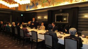 僑務委員長吳新興和日本僑社進行座談餐敘