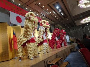 祥獅獻瑞 為中華民國慶生
