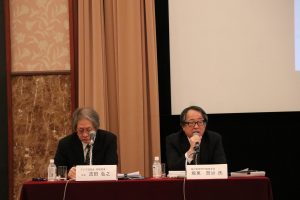 研討會來賓每日新聞專門編輯委員坂東賢治(右)與主持人亞洲調查會常務理事吉田弘之