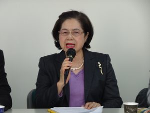 會長俞秀霞報告任內目標、盼增加會員總數達101及招攬大阪以外地區台商入會。