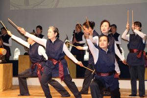 慈濟志工鐘鼓演繹